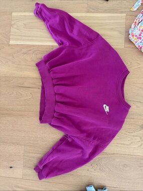 Nike Girls' Bright Magenta Cropped Sweatshirt